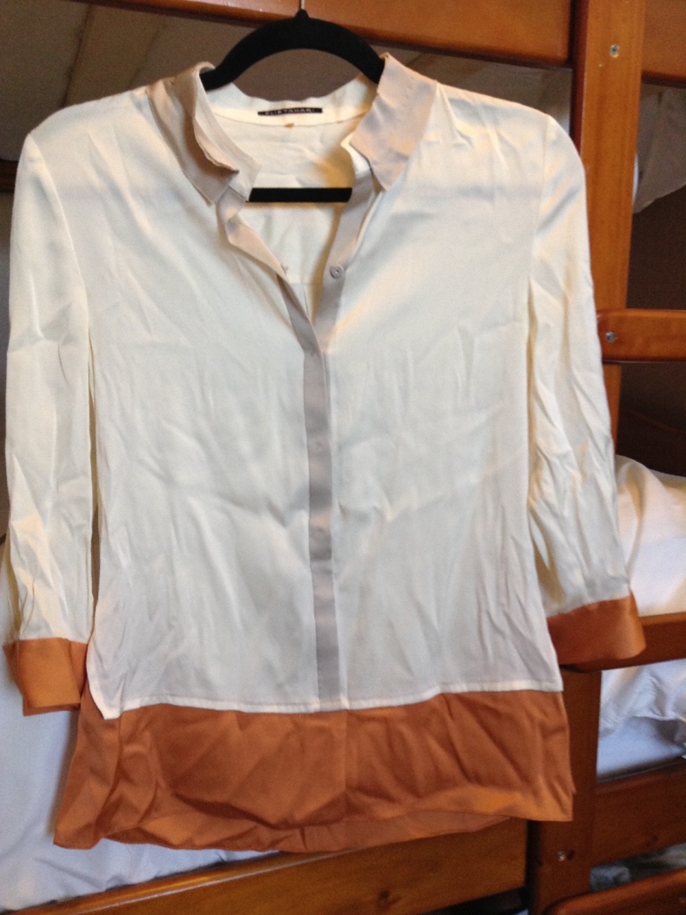 Elie Tahari 92% silk stretch top blouse size XS excellent condition